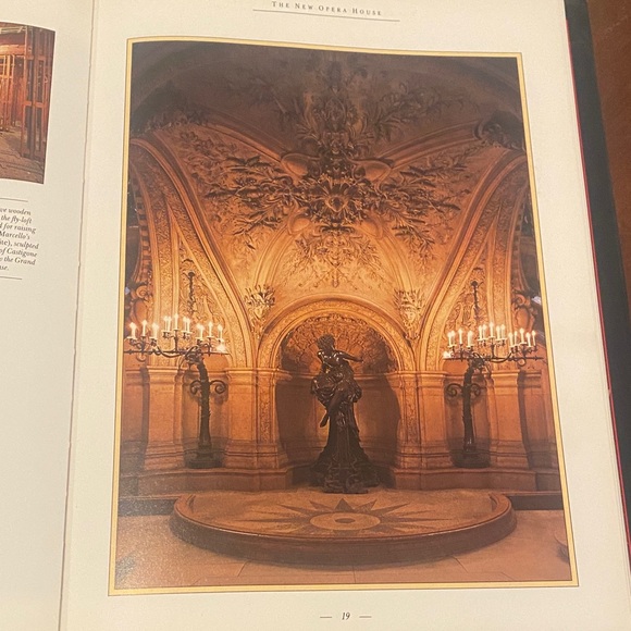 The Complete Phantom of the Opera Book - Picture 3 of 5